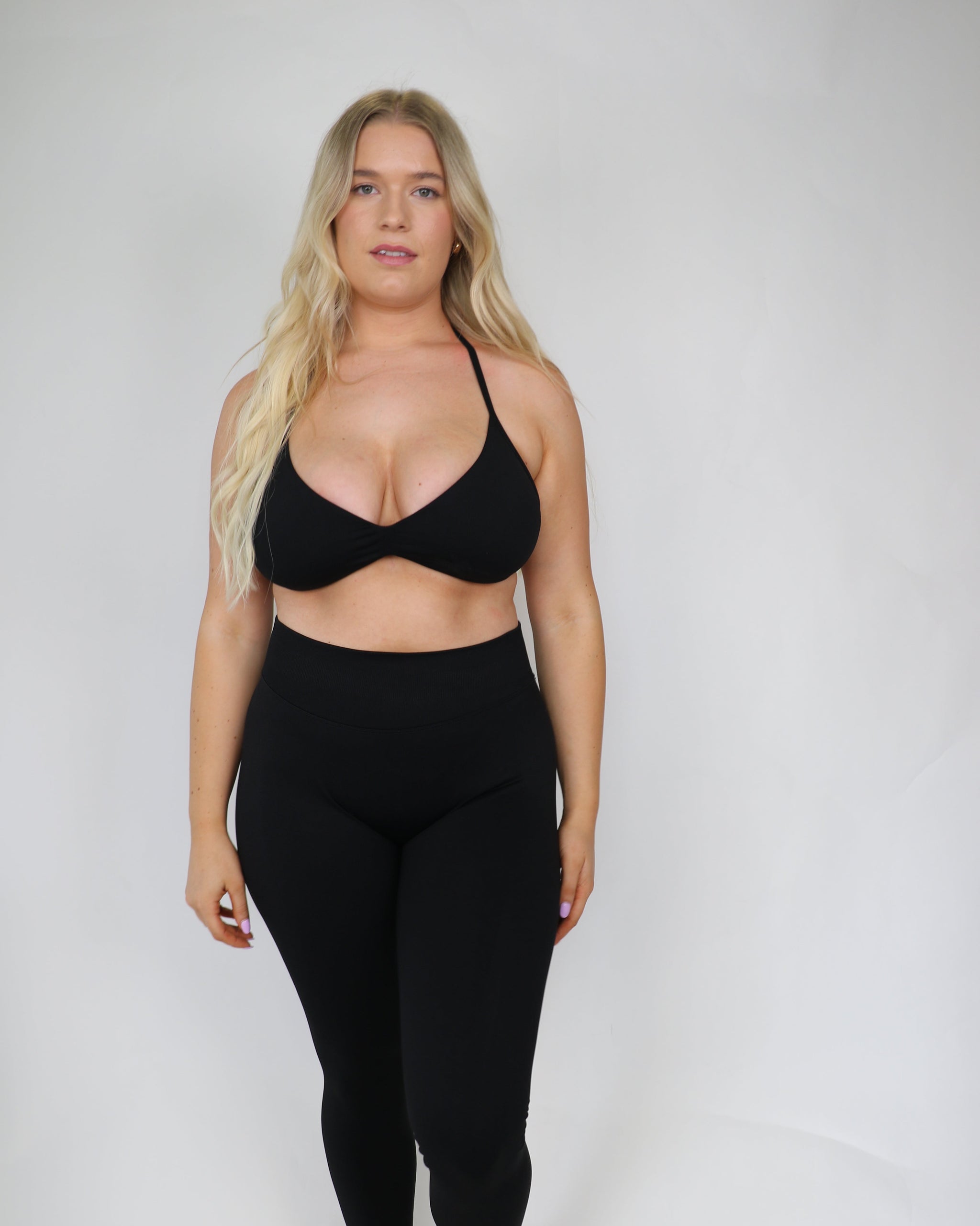 black crop and scrunch leggings