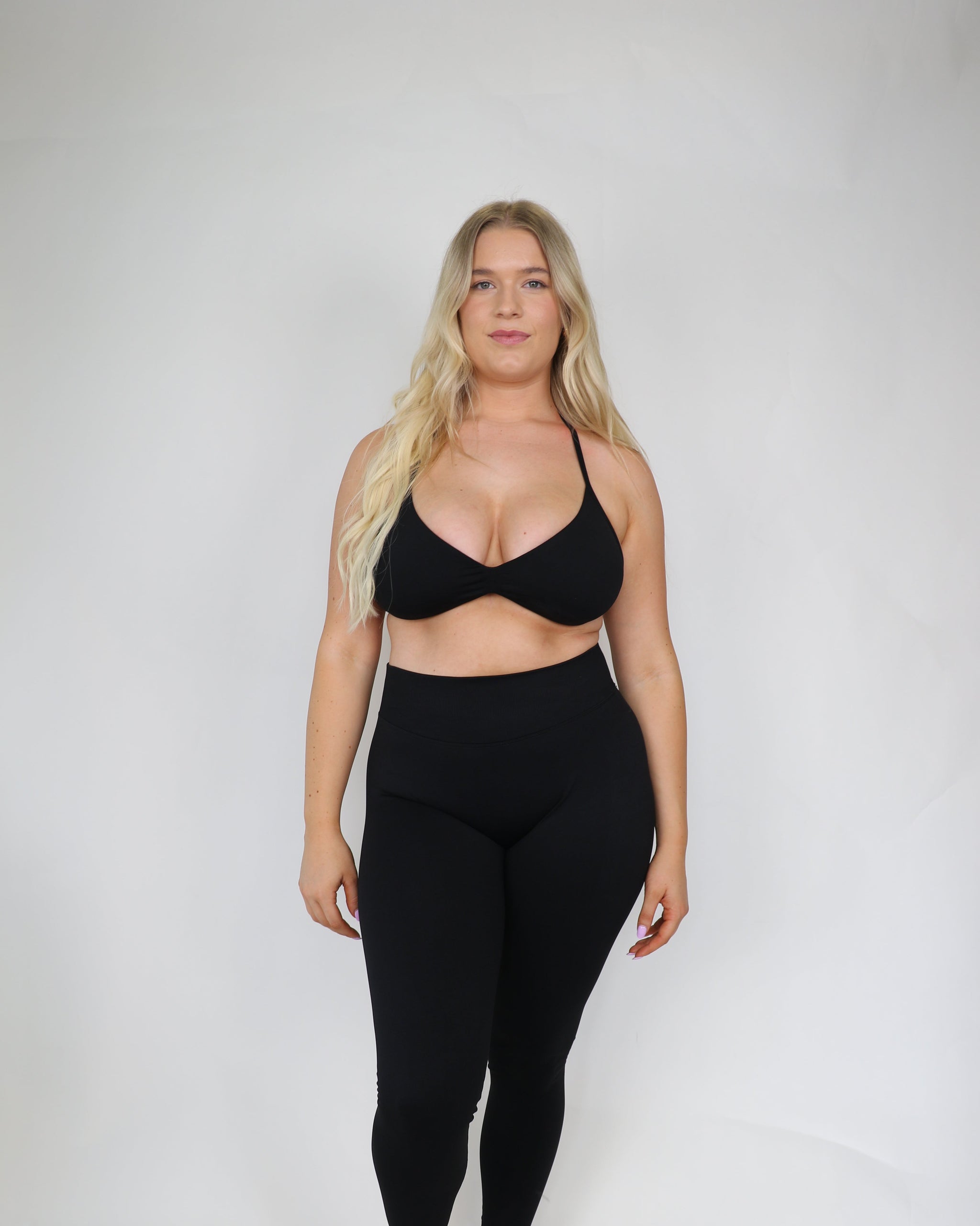 black crop and scrunch leggings