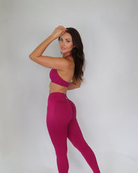 berry / pink crop and scrunch leggings